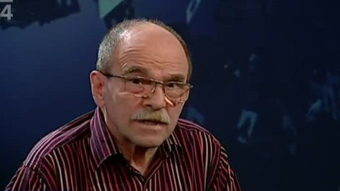 Před půlnocí - 22. března 2012