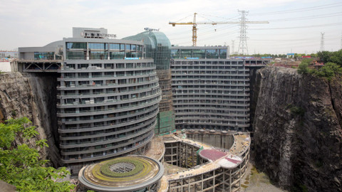 Zázraky techniky - Hotel Wonderland