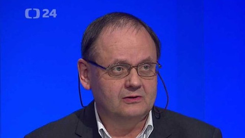 90’ ČT24 - Angela Merkelová počtvrté německou kancléřkou