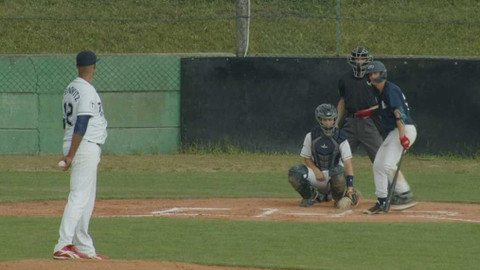 Česká baseballová Extraliga - Tempo Praha - Hroši Brno