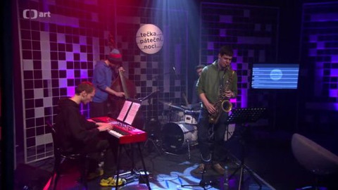 Tečka páteční noci - 18. dubna 2014