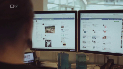 Dobrodružství vědy a techniky - Digitální fronta – sociální média jako zbraň