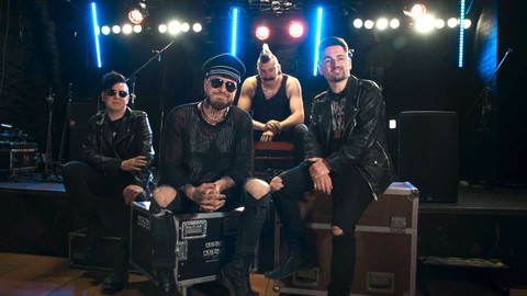 Rybičky 48 Mega koncert doma