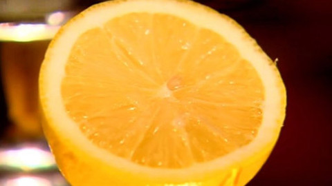 Pod pokličkou - Na chřipku i kurděje citron je tvá naděje