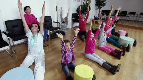 Jogínci na cestách - Zubařské kleště v čekárně