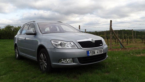 Auto Moto Revue - 28. května 2011