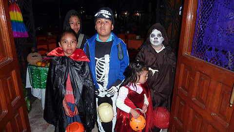 Brána smrti - 12/13 Veselá kmotra