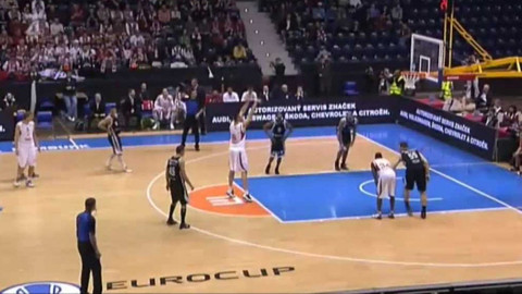 EuroCup v basketbalu - ČEZ Basketball Nymburk - VEF Riga