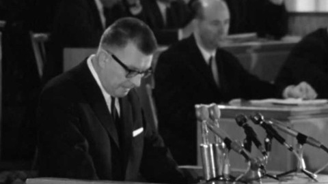 Příloha Televizních novin - Zasedání NS - Hrad