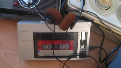 Retro - Gramofony a magnetofony Tesla