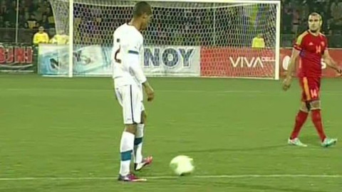 Fotbal - Arménie - Česko