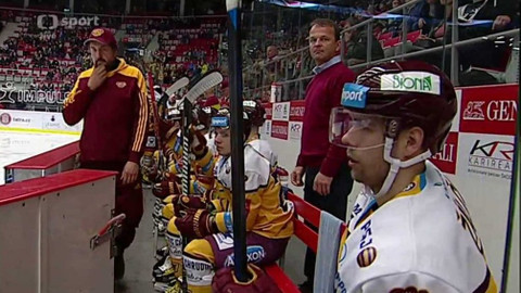 Buly hokej - HC Oceláři Třinec - HC Dukla Jihlava