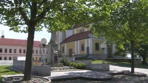 Naše válka - pomníky - Chlum u Třeboně