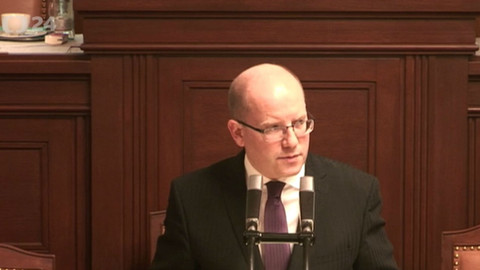 Mimořádné pořady ČT24 - Projev premiéra o brexitu v PS PČR