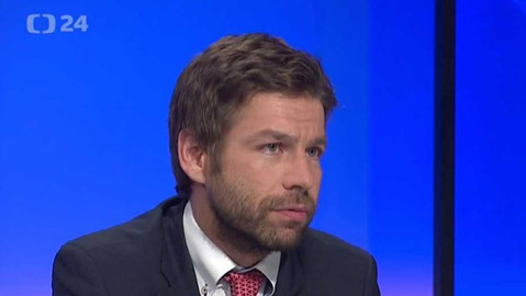 90’ ČT24 - Babišova vláda požádá sněmovnu o důvěru