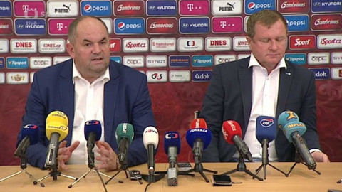 Tisková konference k EURO 2016