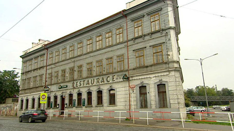 Z metropole - Dějiny Zátor