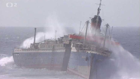 Lodě, které psaly historii - 5/9 Život a smrt parníku America