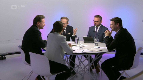 Otázky Václava Moravce - 12. října 12:00