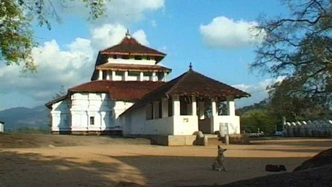 Objektiv - 25. června 2006