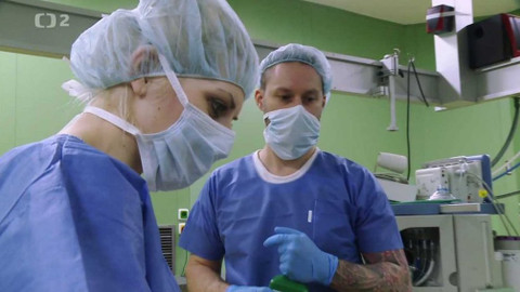 Doktoři - 4/8 Obor vhodný pro ženy...