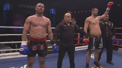 Bojové sporty - It's Showtime