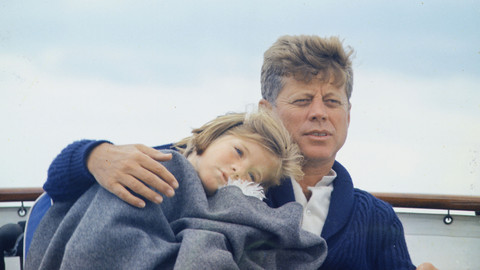 John F. Kennedy: Muž a mýtus - 2/2 Kamelot