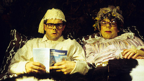 Liga gentlemanů - 1/6 Cíl: Royston Vasey