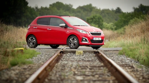 Auto Moto Revue - Opravdový byt na kolečkách