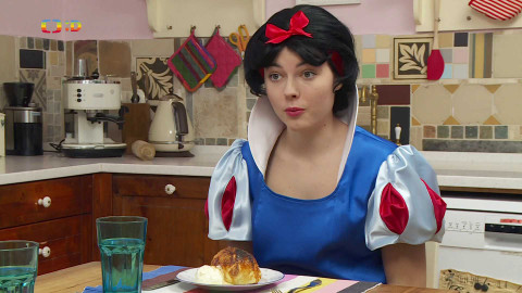 Draci v hrnci - Draci v hrnci - jablko pro Sněhurku