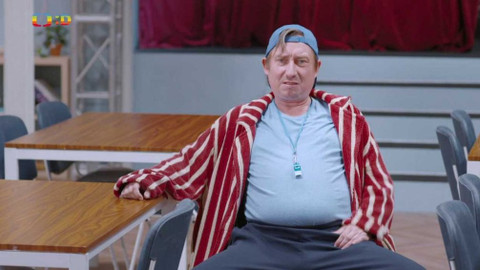 Ke stolu! Servíruje Servác! - 3/10 Pohyb