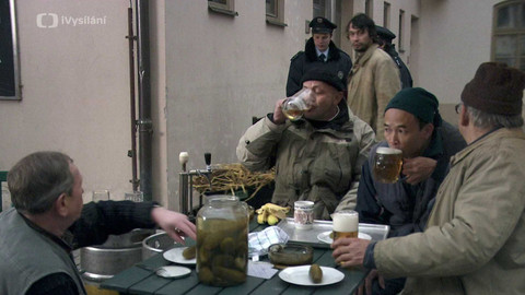 Trapasy - O kolečko víc