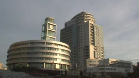 Styl - Chrámy v zemi bez víry