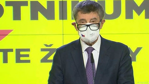 Mimořádné pořady ČT24 - Česko na pokraji sil