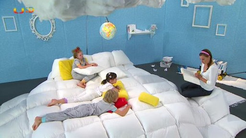 Malovaná čítanka - O měsíci a velblouďátku / Chrobák