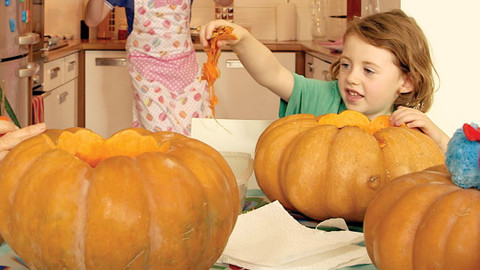 Tulík a Týnka - 2/7 Halloween