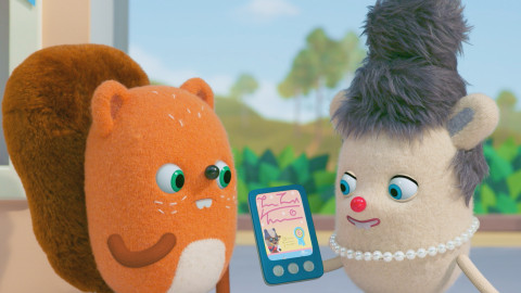 Becca a její banda - Recenze konipasího lesa