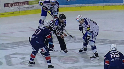 Buly hokej - HC Kometa Brno - Piráti Chomutov