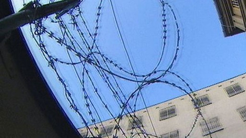 Ta naše povaha česká - Za mříže!