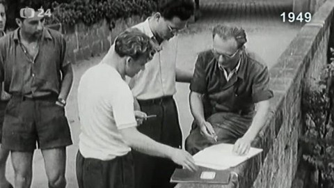 Archiv ČT24 - Učit se, učit se, učit se