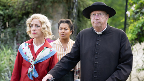 Otec Brown - 10/10 Had uvnitř