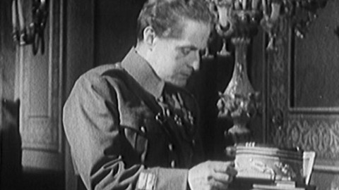 Co by kdyby - 2/13 Štefánik přistál