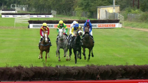 Dostihy - Cena zimní královny