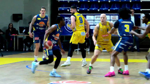Basketbal - BK Opava - SLUNETA Ústí n. L.