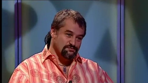 Před půlnocí - 8. října 2008