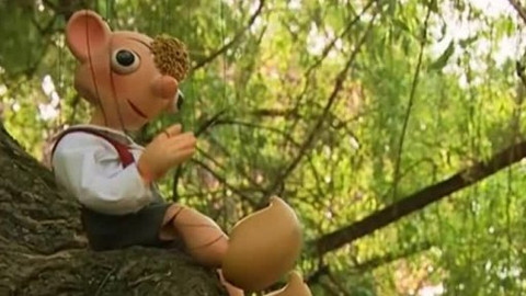 S Hurvínkem za lékařem - 22/26 Nebezpečná hřiště