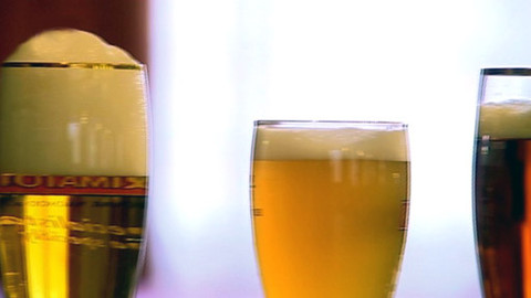 Pod pokličkou - Tekuté zlato s příchutí jahod nebo bylin