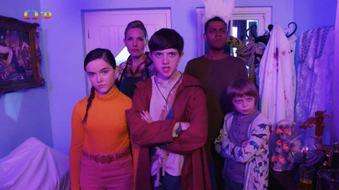 Tajný život kluků - 12/13 Ethan proti fejkrům, část 2.