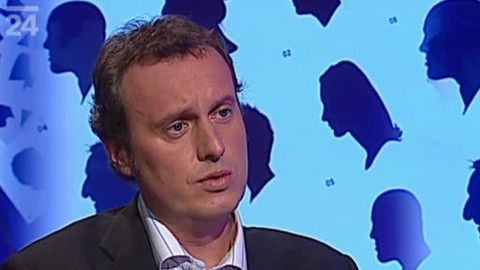 Před půlnocí - 27. listopadu 2011