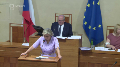 Záznam z jednání schůze Senátu PČR - 12. června